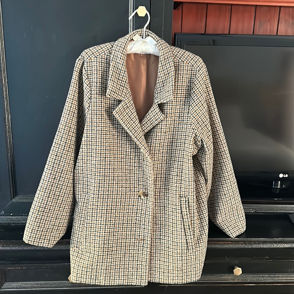 Houndstooth jacket